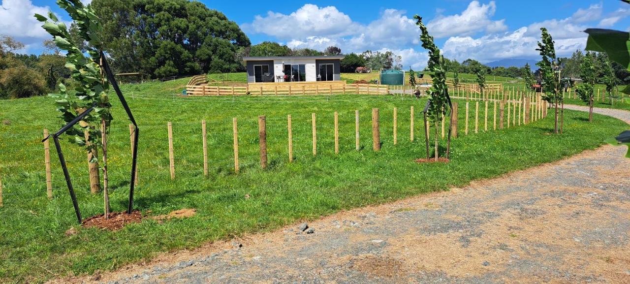 Country Comfort - Only 10 Minutes From Hamilton Cbd エクステリア 写真